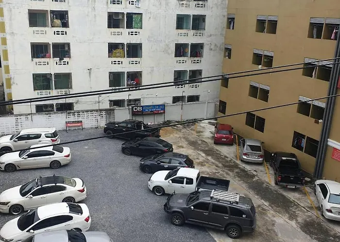 Db 2 Aparthotel Bangkok