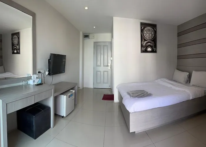 Db 2 Aparthotel 5*